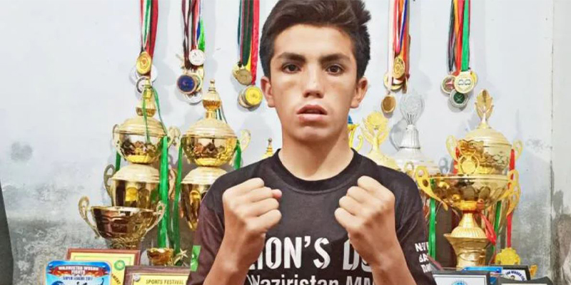 Pakistan’s martial artist, Daniyal Mehsood breaks India's world record